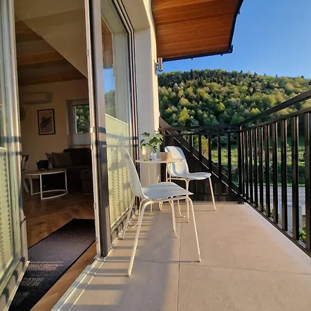 아파트 Apartementy Tu I Teraz -