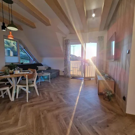 Lägenhet Apartementy Tu I Teraz -